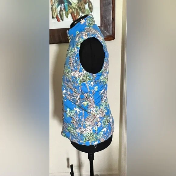 NWOT Lilly Pulitzer Tropical Blue/Animal Print Reversible Vest - Picture 2 of 8